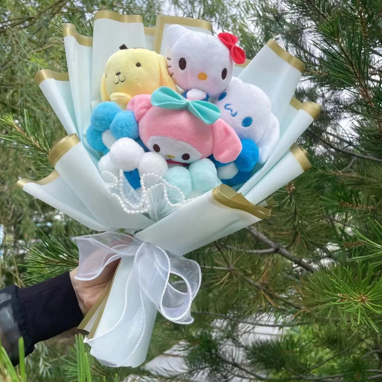 Sanrio Plush Pendant Bouquet – My Melody, Kuromi, Cinnamoroll (35cm)
