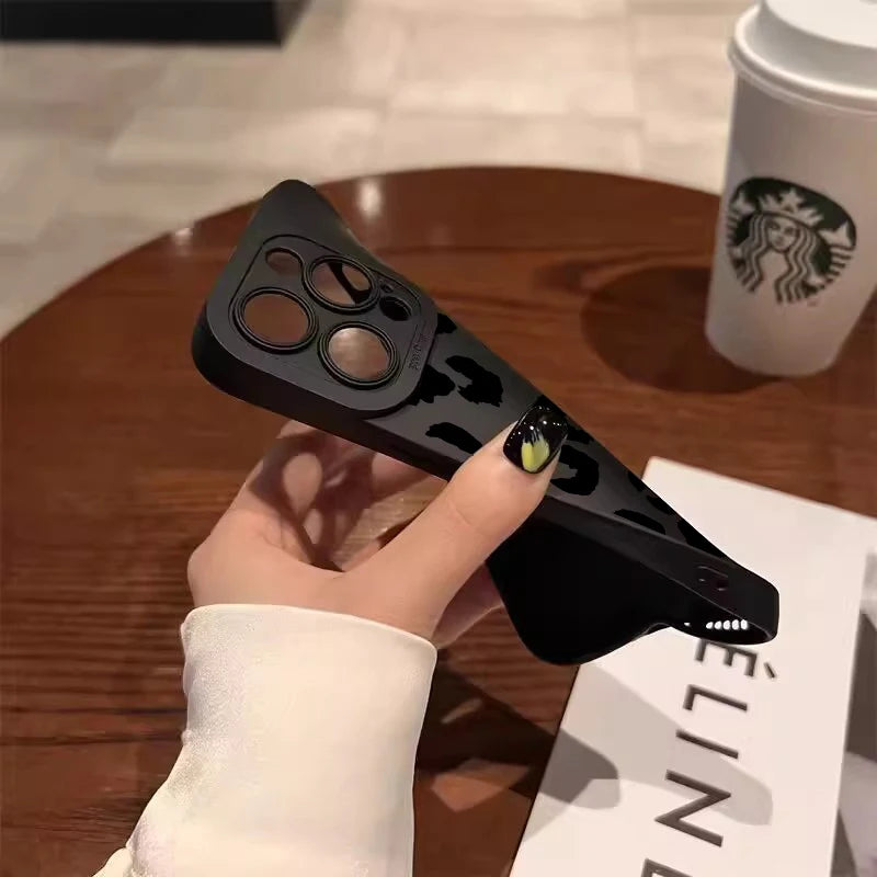 Leopard Camera Lens Protector Phone Case – Stylish Cover for iPhone 17, 16, 15, 14, 13