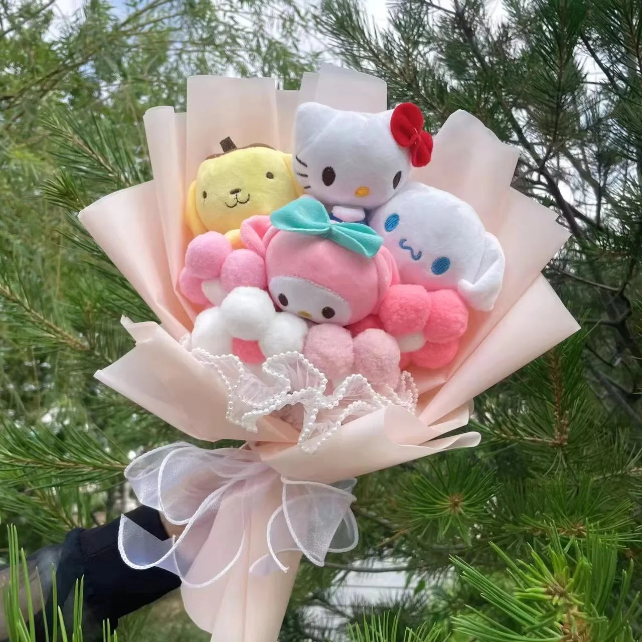 Sanrio Plush Pendant Bouquet – My Melody, Kuromi, Cinnamoroll (35cm)