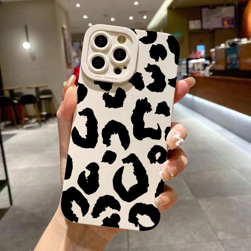 Leopard Camera Lens Protector Phone Case – Stylish Cover for iPhone 17, 16, 15, 14, 13